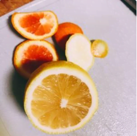 教你在家制作水果雞尾酒,冰涼爽口,聚會(huì)必備